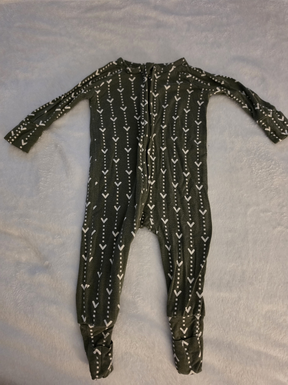 Brave Little Ones Olive Green Arrow Print Bamboo Zippy 3-6m